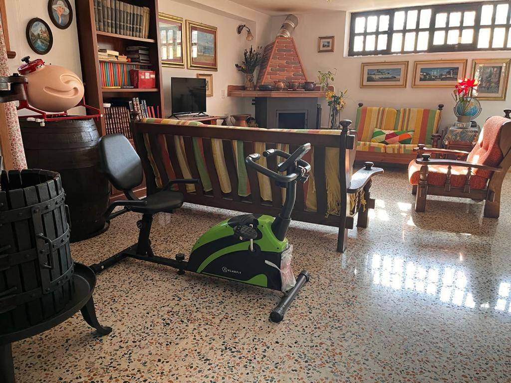 Casa Fra Gli Ulivi Di Giuseppe Pension Sonnino Buitenkant foto