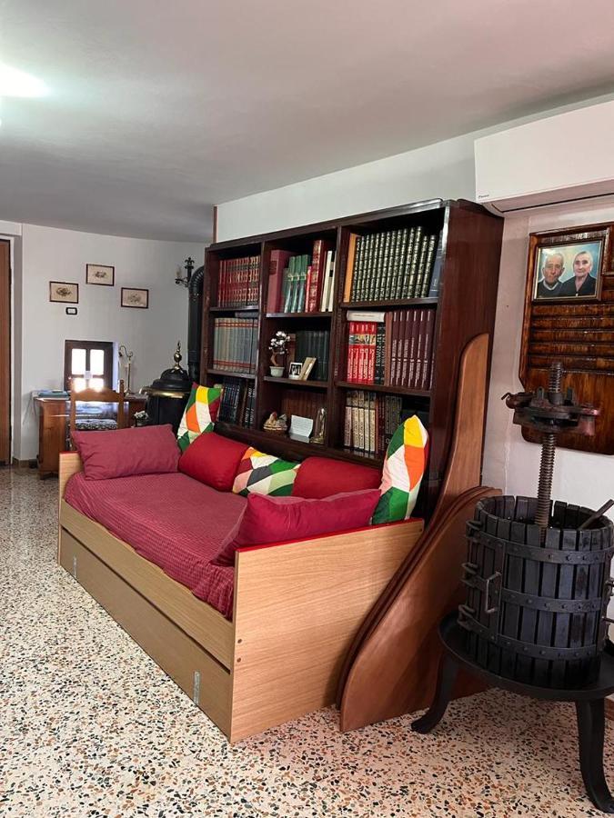 Casa Fra Gli Ulivi Di Giuseppe Pension Sonnino Buitenkant foto